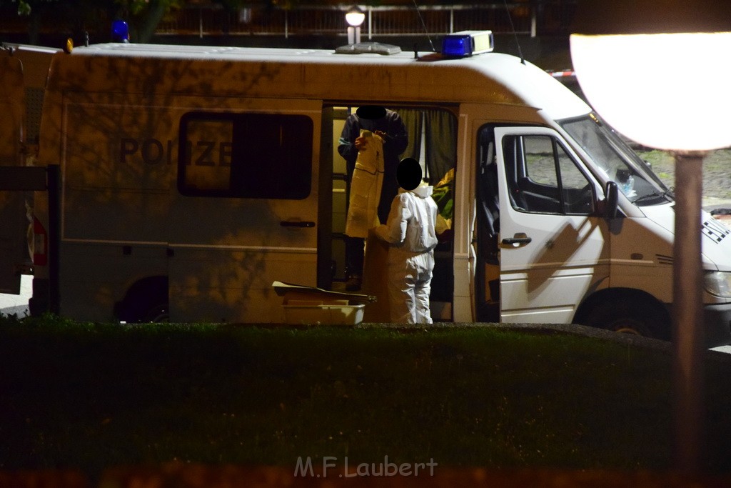 Einsatz BF Messerstecherei Koeln Neustadt Nord Eberplatz Platzmitte P078.JPG - Miklos Laubert